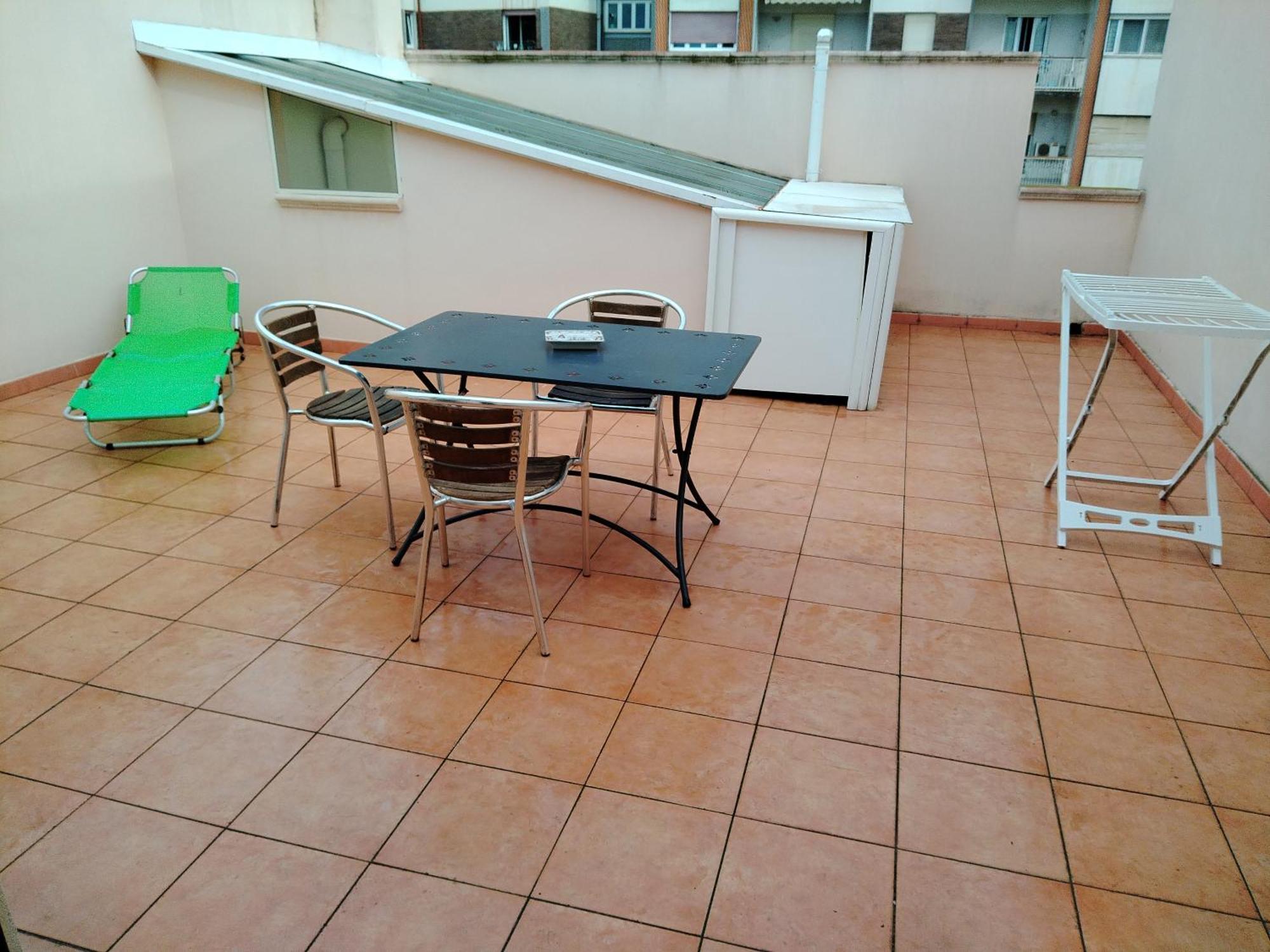 Mansarda Con Terrazzo Privato Apartment Барлета Екстериор снимка